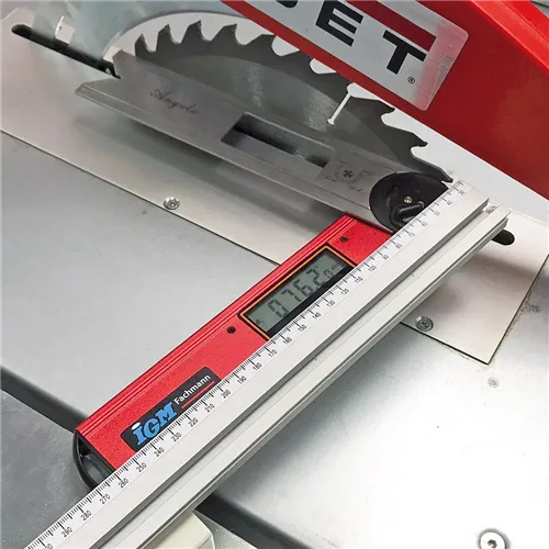 IGM Digitaler Winkelmesser 0°- 225°, Auflösung von 0,05°