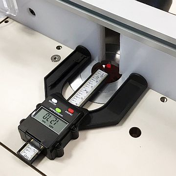 IGM Fachmann Digitaler Tiefenmesser